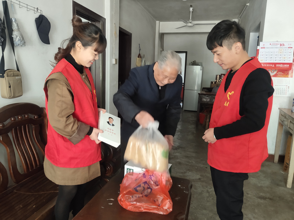 興元社區(qū)志愿服務(wù)活動1.jpg