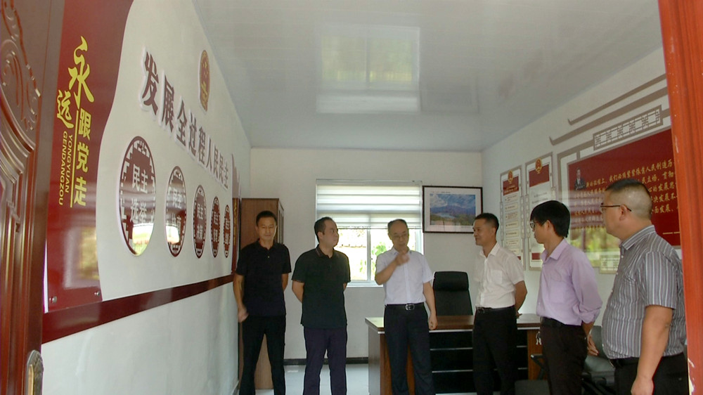 /uploads/image/2022/10/07/da429b2bcacf267ac49f8f6599a560e6.jpg 圖為呂亭鎮(zhèn)人大活動(dòng)現(xiàn)場(chǎng).jpg