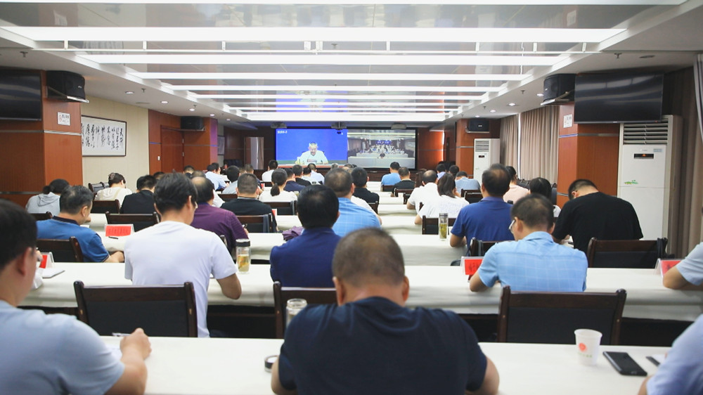 圖為安慶市預(yù)防中小學(xué)生溺水工作視頻調(diào)度會(huì)現(xiàn)場(chǎng).jpg