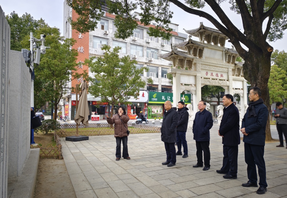 /uploads/image/2024/12/24/35dd96801fd38477a0c4ca47ccf8bb34.jpg 1223圖為調(diào)研現(xiàn)場(chǎng)2.jpg