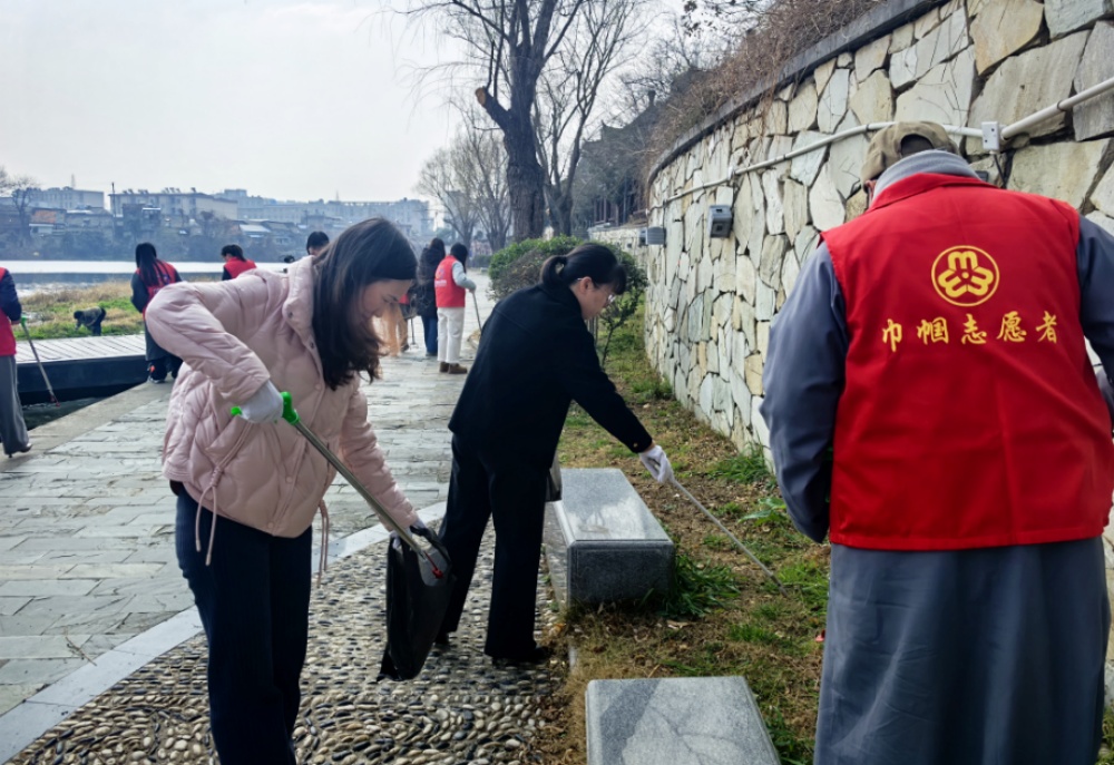 保護(hù)母親河活動22.jpg