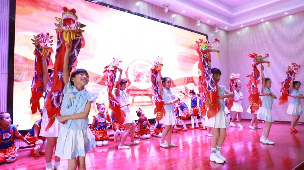 安徽桐城：六一文藝匯演 展示少兒藝術(shù)風(fēng)采[00_00_28][20250529-165316].jpg